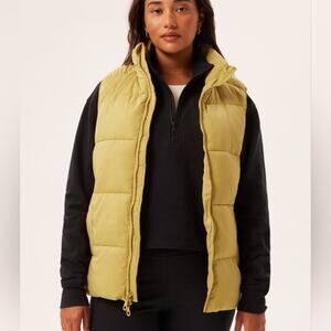 Girlfriend Collective Everyone Puffer Vest size 7 XXL